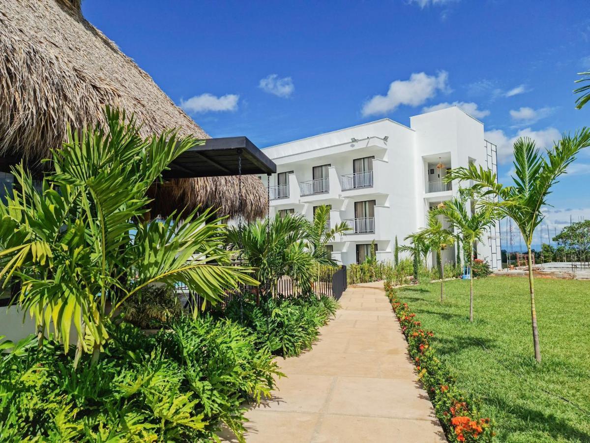 Hotel Arboreo Doradal Buitenkant foto